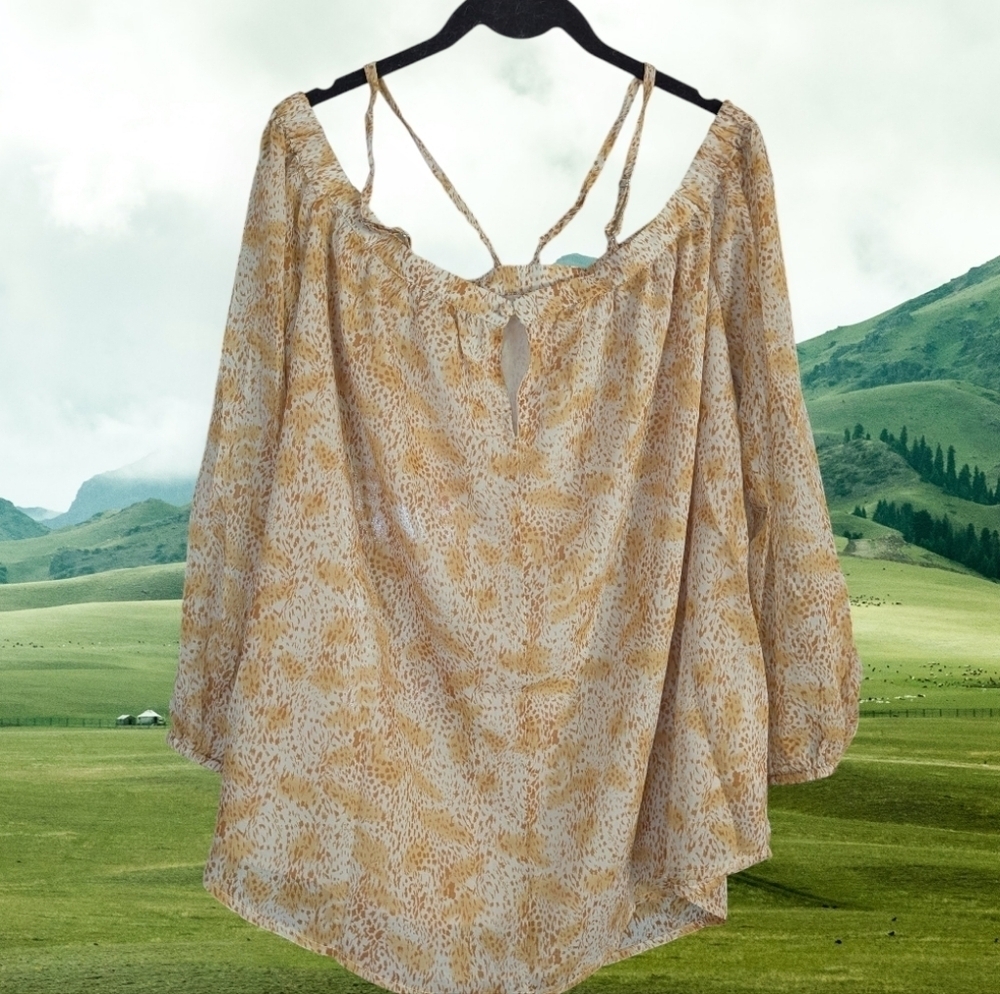 🤩 NWT DAVI & DANI Animal Print Off The Shoulder Strappy Blouse Size Medium - Picture 5 of 8